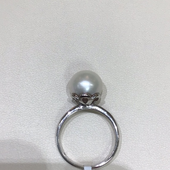 Sterling Silver 12mm Pearl Ring - Picture 2 of 2